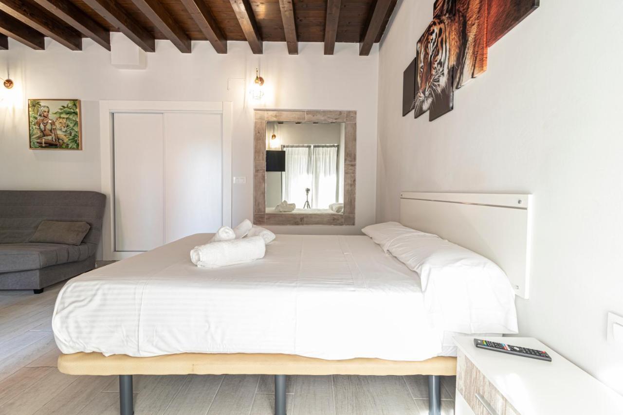 Allo Apartments Plateros Centro Jacuzzi Comunitario Jerez de la Frontera Ngoại thất bức ảnh